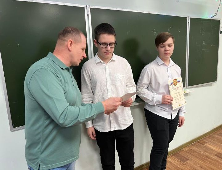 Лето по-взрослому Лето по-взрослому