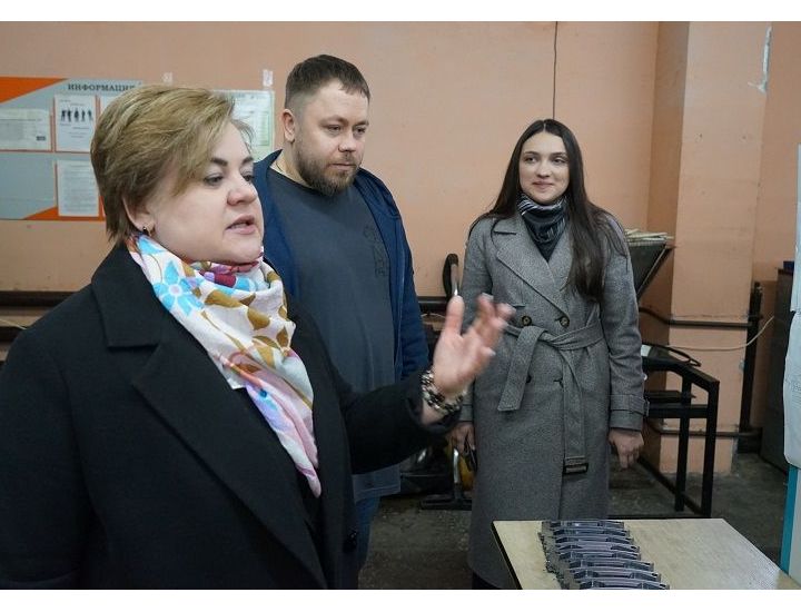 Будущие кадры для промышленности: студенты пензенского колледжа посетили завод "Импульс-Атом"