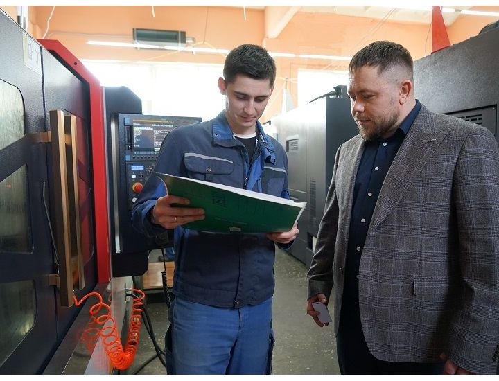 "Импульс-Атом" вышел в финал конкурса Минпромторга «Молодой промышленник года»