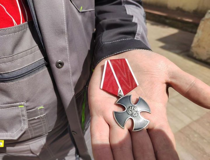 Герой СВО, сотрудник завода "Импульс-Атом", награжден орденом Мужества Герой СВО, сотрудник завода "Импульс-Атом", награжден орденом Мужества