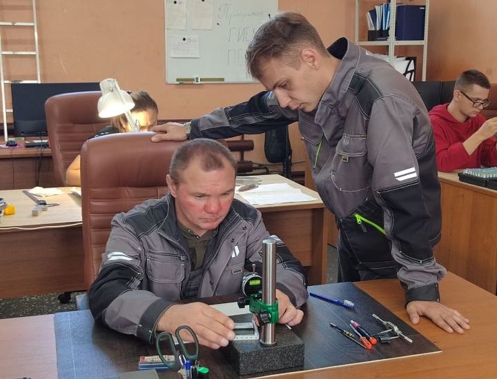 "ТВ Экспресс" расскажет о героях СВО, получивших работу на заводе "Импульс-Атом"