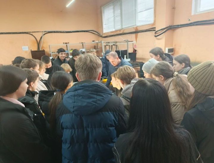 Для семиклассников провели профэкскурсию по пензенскому заводу 