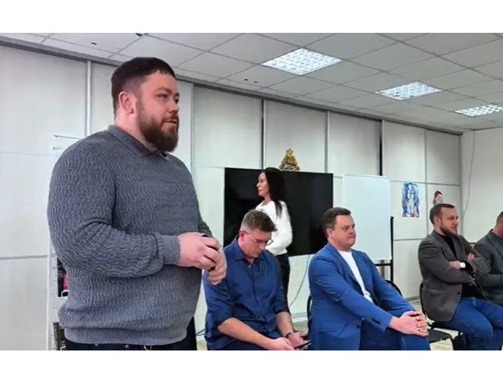 Валерий Чуйков встретился со студентами IT-колледжа в рамках проекта «Авторы дела»